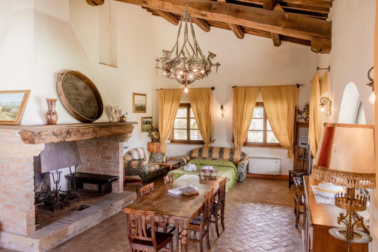 Agriturismo Il Serraglio Montepulciano Stazione 外观 照片