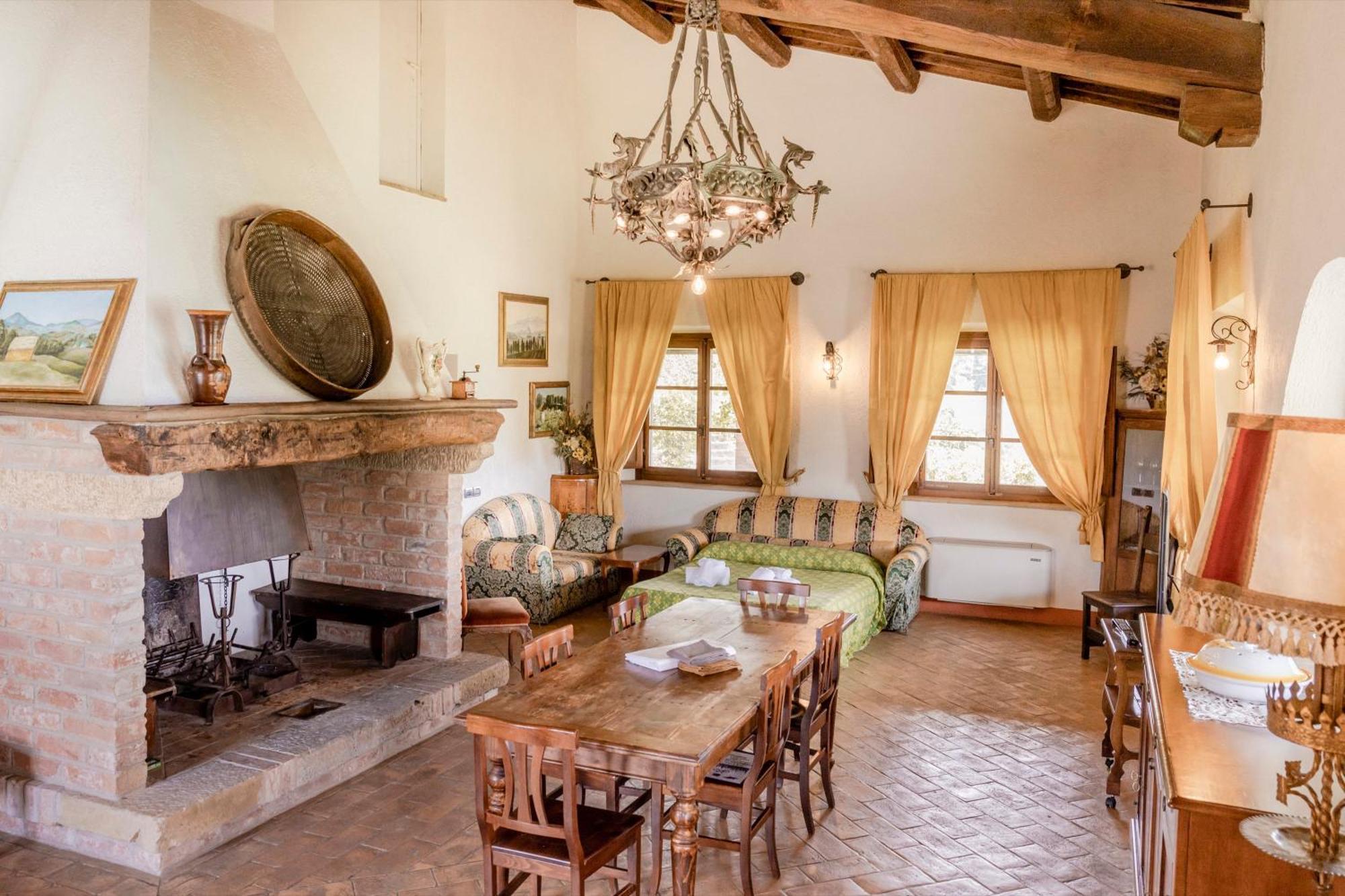 Agriturismo Il Serraglio Montepulciano Stazione 外观 照片